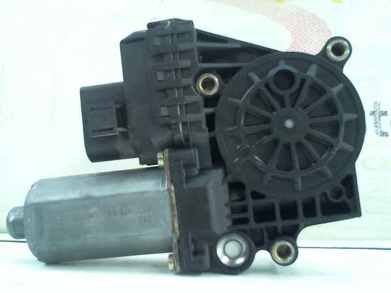  motor elevalunas delantero derecho   audi allroad quattro (4b5) 2.5 v6 24v tdi 2.5 v6 24v tdi