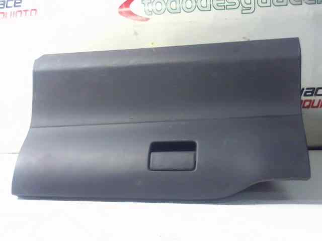 guantera   toyota auris luna+ 1.4 turbodiesel cat