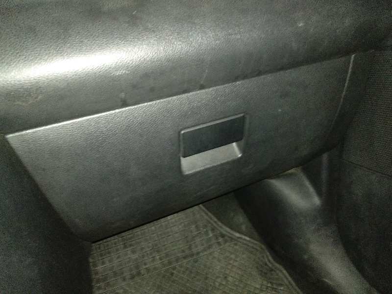  guantera   ford fiesta (cbk) ambiente 1.4 16v cat