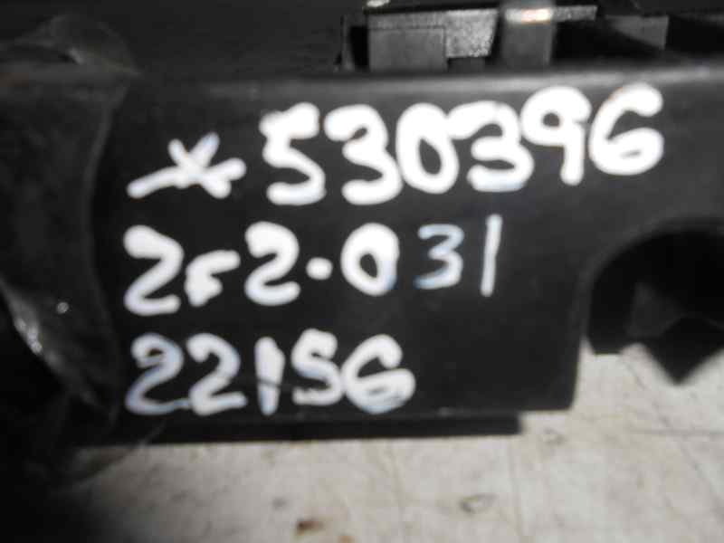  maneta exterior delantera izquierda   renault laguna ii (bg0) authentique 1.8 cat