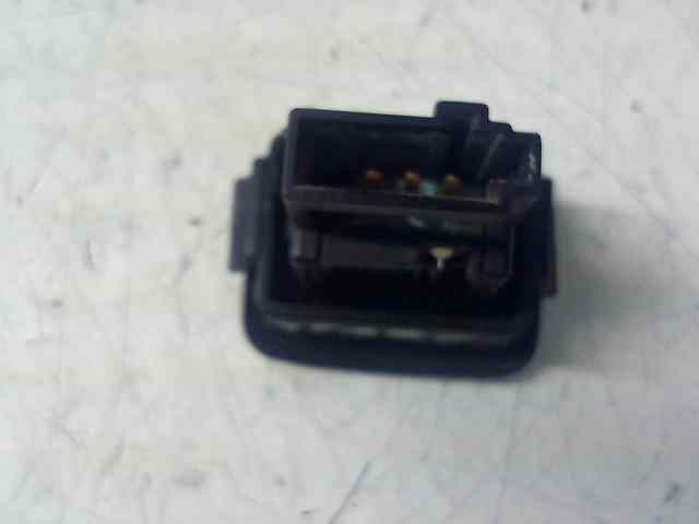  interruptor maletero   saab 9-3 berlina 2.2 tid arc 2.2 16v tid cat