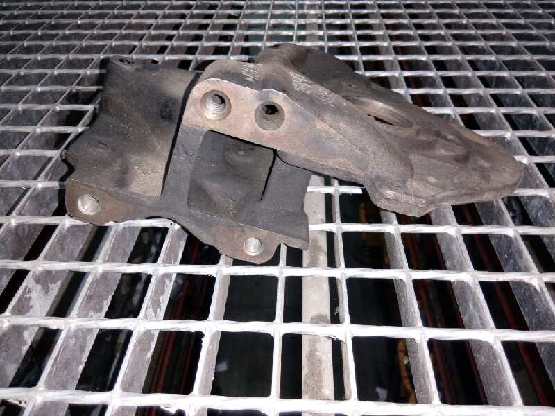  soporte alternador   renault rapid/express (f40) 1.9 d familiar (f40p) 1.9 diesel