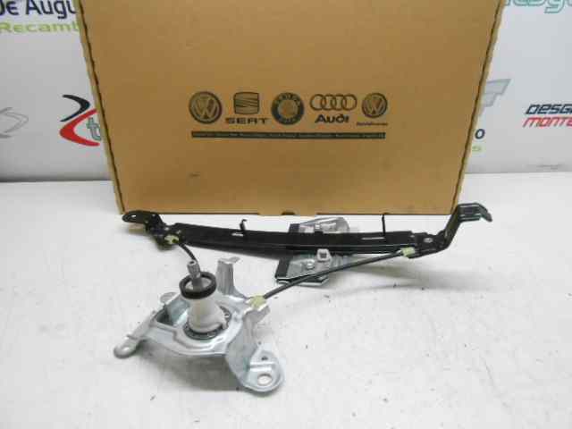  elevalunas trasero derecho   seat recambio original .