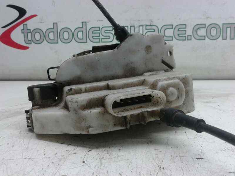  cerradura puert delantera izquierda   citroen c3 1.1 audace 1.1