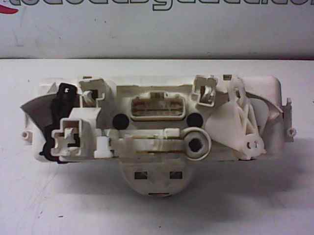  mando calefaccion / aire acondicionado   renault megane ii berlina 5p authentique 1.5 dci diesel
