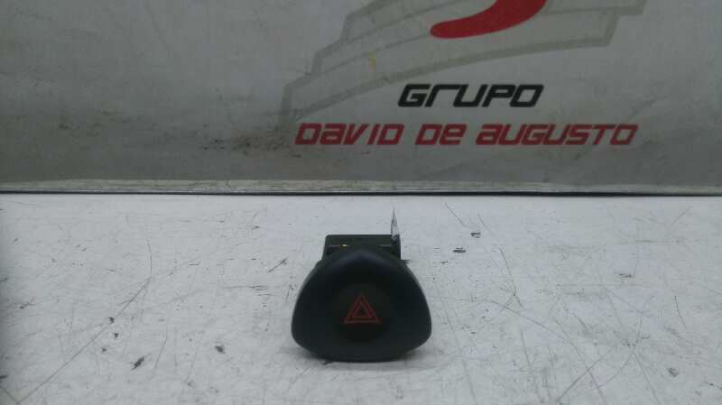  interruptor warning   renault clio ii fase ii (b/cb0) authentique confort 1.2