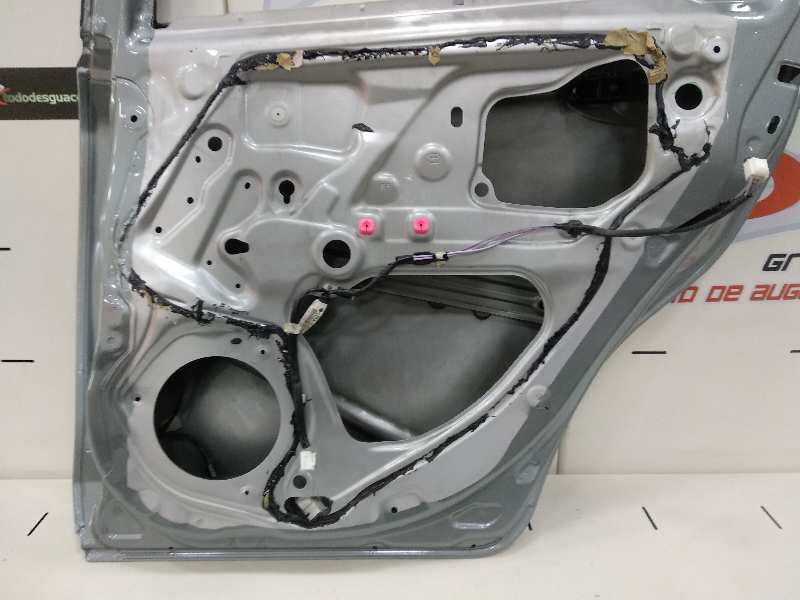  puerta trasera derecha   toyota yaris active 1.0 cat
