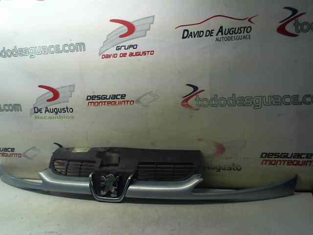  calandra delantera / rejilla del   peugeot 206 berlina gt 1.4