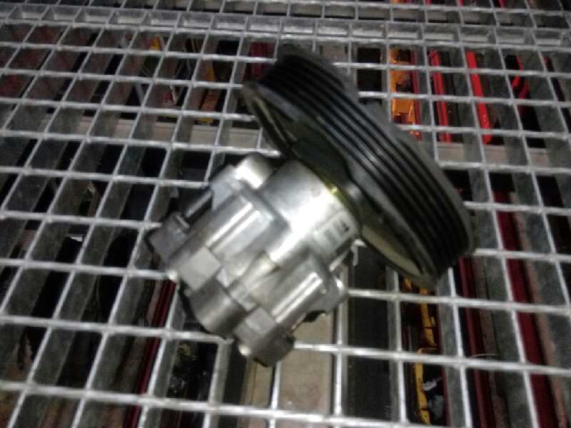  bomba direccion   bmw serie 5 berlina (e60) 530d 3.0 turbodiesel cat