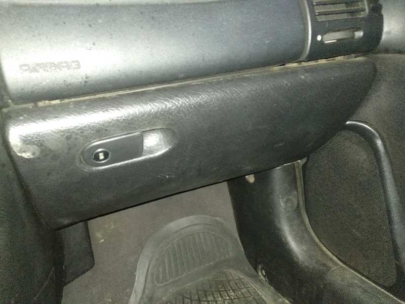  guantera   opel vectra b berlina comfort 2.0 dti