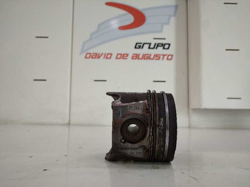  piston   fiat ulysse (179) 2.0 jtdm cat 2.0 jtdm cat