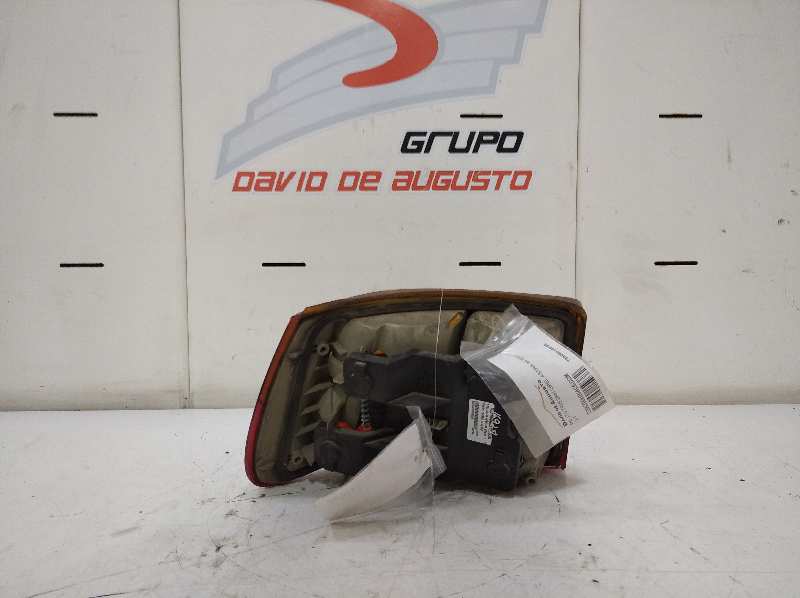  piloto trasero derecho   opel astra f berlina basico 1.7 diesel