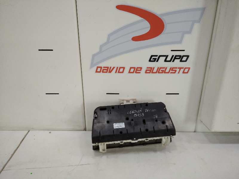  cuadro instrumentos   toyota corolla verso (r1) 22 d-4d sport 2.2 d-cat