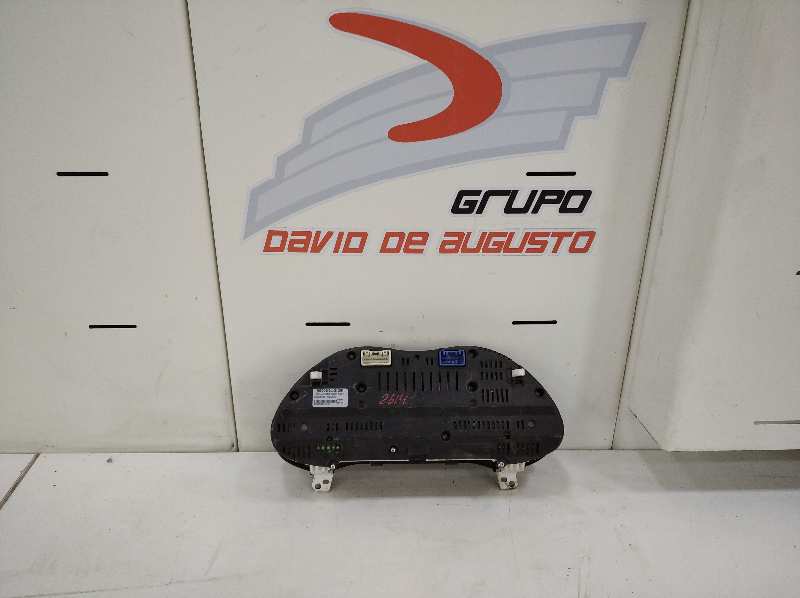  cuadro instrumentos   toyota avensis berlina (t25) 