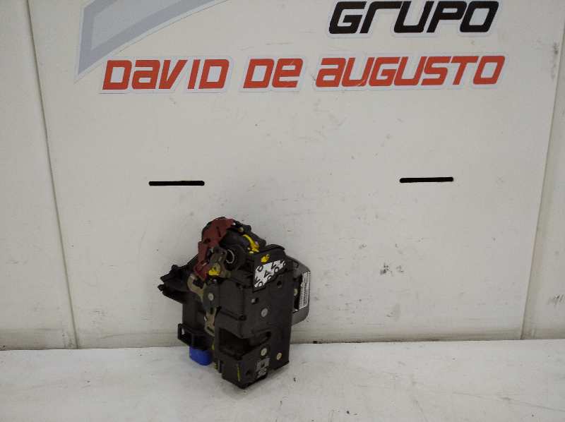  cerradura puert delantera derecha   audi a3 (8p) 1.9 tdi ambiente 1.9 tdi