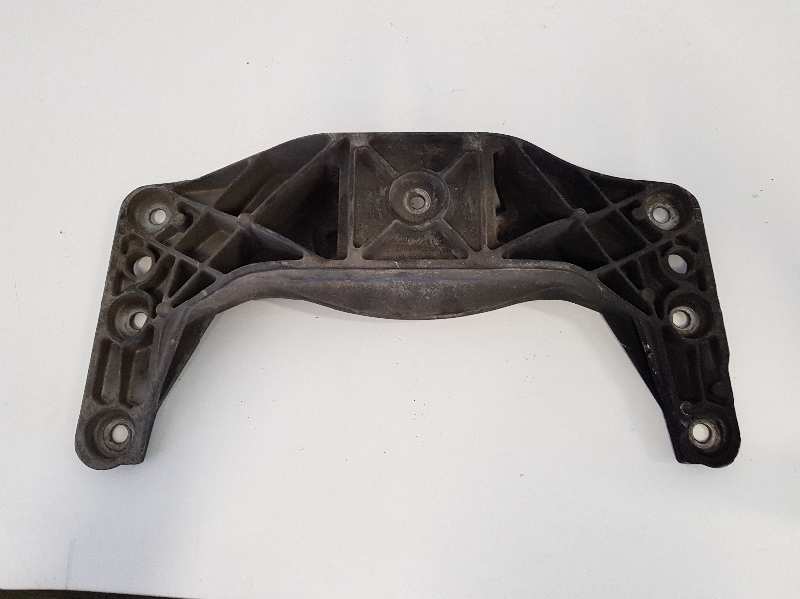  soporte cambio   bmw serie 5 berlina (e60) 530d 3.0 turbodiesel cat