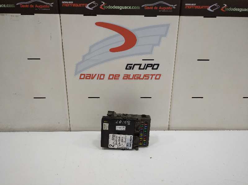  caja reles / fusibles   renault laguna ii (bg0) authentique 1.9 dci diesel