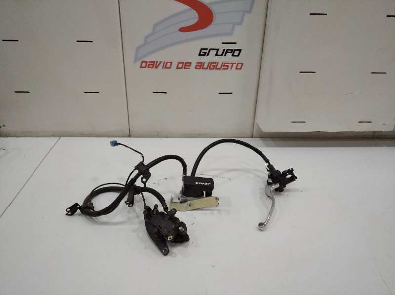  juego pinza freno delantera   honda pcx 125 pcx 125 125 cm3 - 8.6 kw