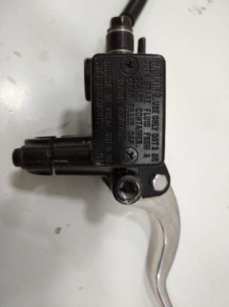  juego pinza freno delantera   honda pcx 125 pcx 125 125 cm3 - 8.6 kw