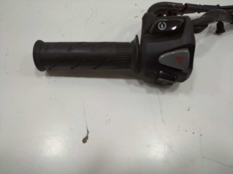  puÑo acelerador con mando electrico de warning   honda pcx 125 pcx 125 125 cm3 - 8.6 kw