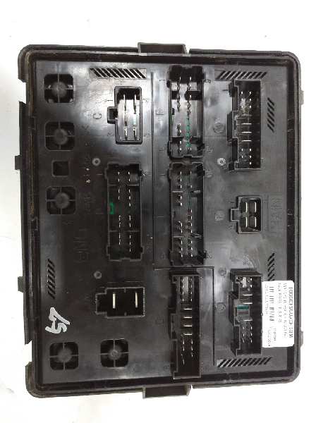  caja reles / fusibles   ssangyong rexton rx 270 full 2.7 turbodiesel cat