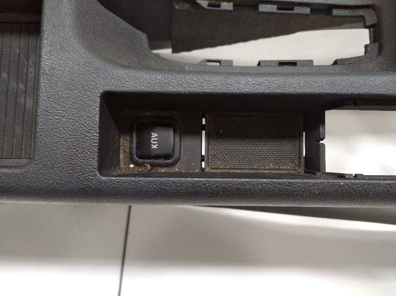  guarnecido central   audi a3 sportback (8p) 2.0 tdi ambiente 2.0 tdi