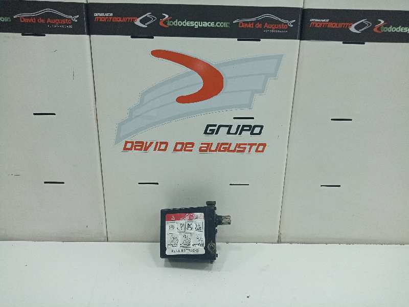  hidraulico subir y bajar cabina   renault t 460 dti 11 460 euro vi 10837