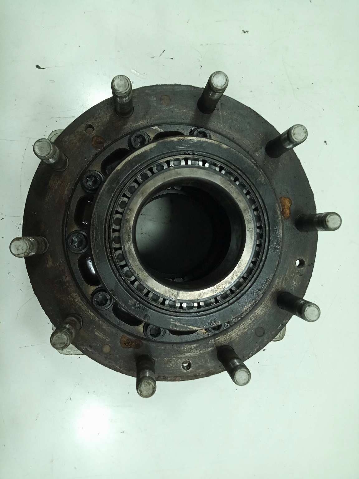  buje y disco de freno   mercedes actros 2-ejes 8 cil. serie/bm 