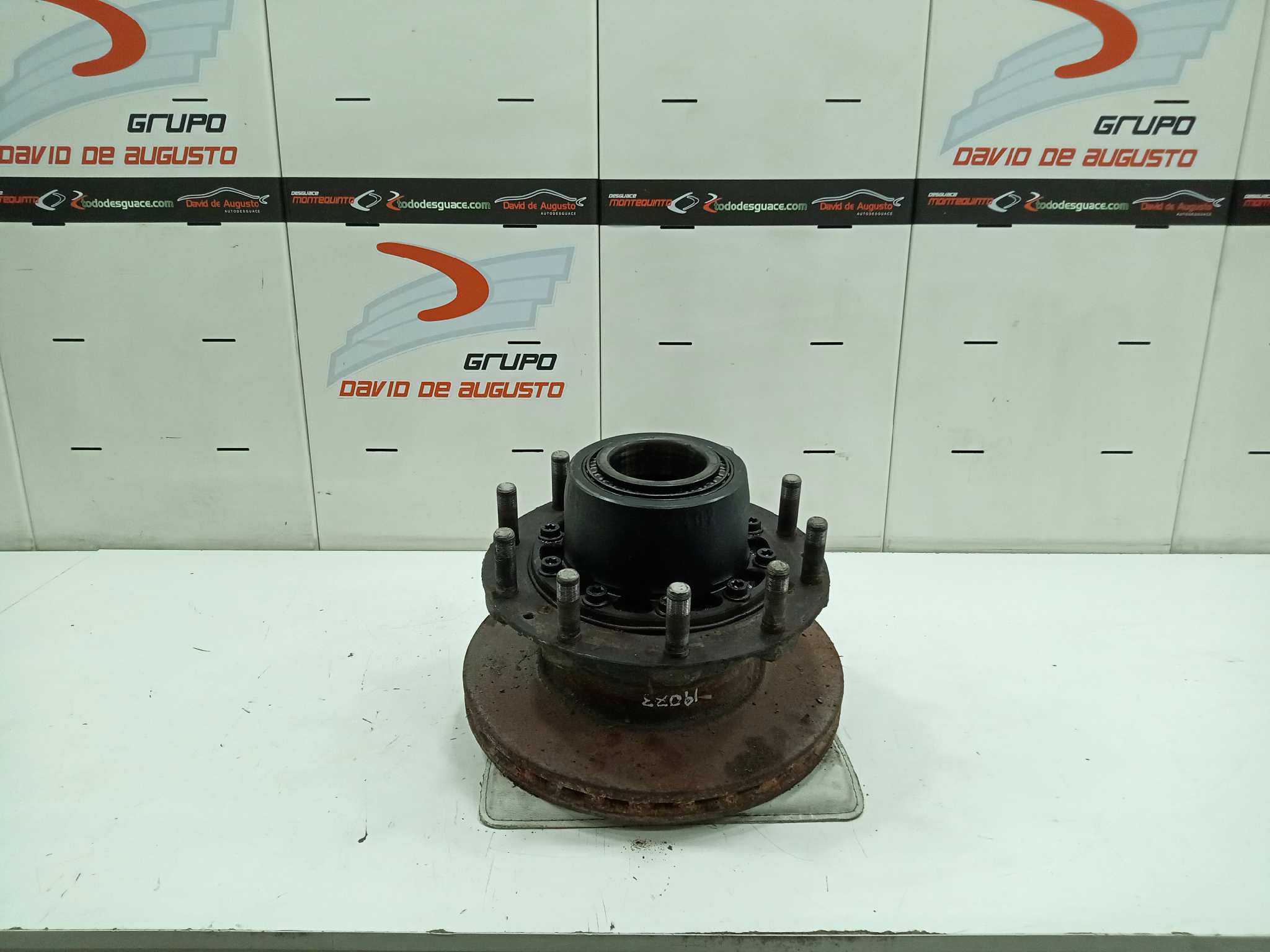  buje y disco de freno   mercedes actros 2-ejes 8 cil. serie/bm 