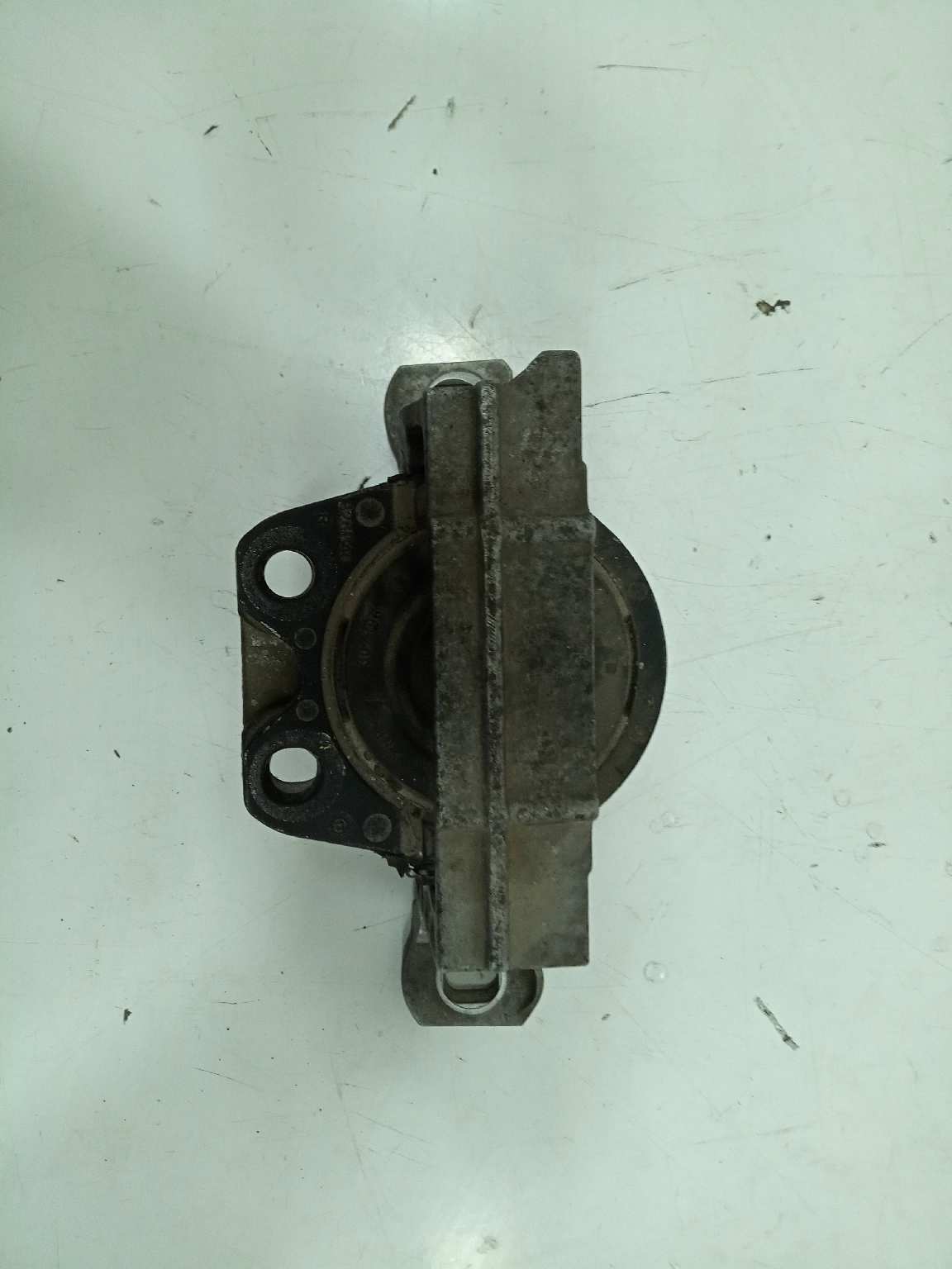  soporte motor derecho   volvo v40 r-design kinetic 1.6 diesel cat