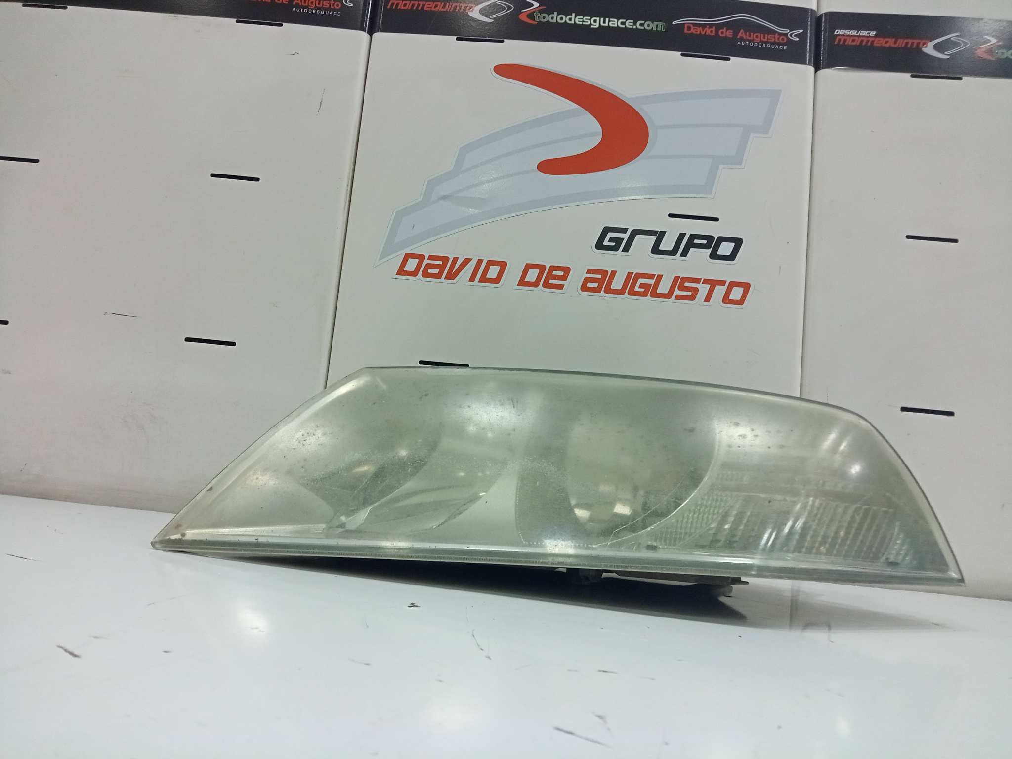  faro derecho   skoda octavia berlina (1z3) active 1.9 tdi