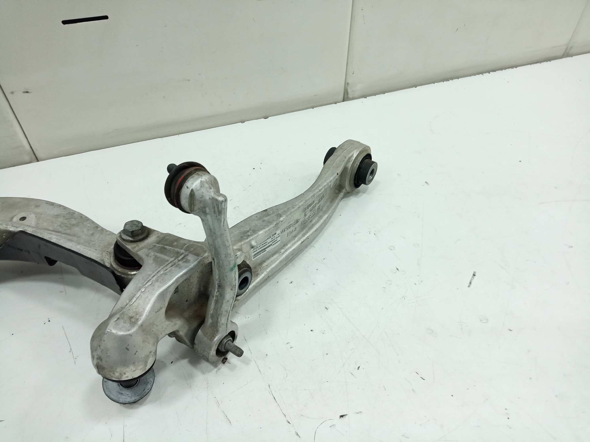  brazo suspension superior delantero izquierdo   jaguar xf portfolio 2.0 diesel cat