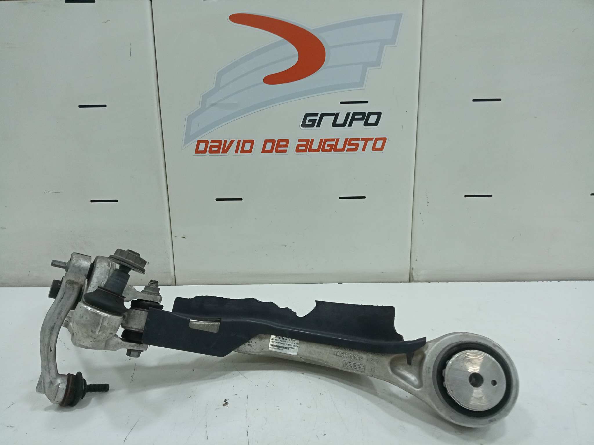  brazo suspension inferior delantero izquierdo   jaguar xf portfolio 2.0 diesel cat