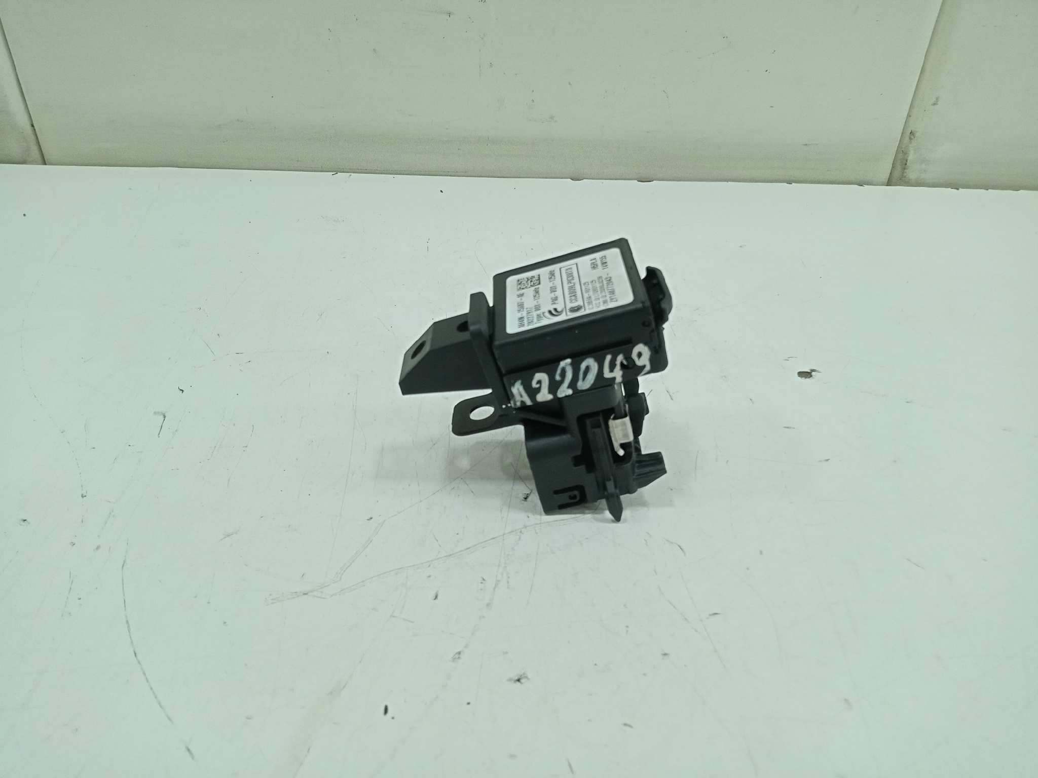  antirrobo   volvo v40 r-design kinetic 1.6 diesel cat