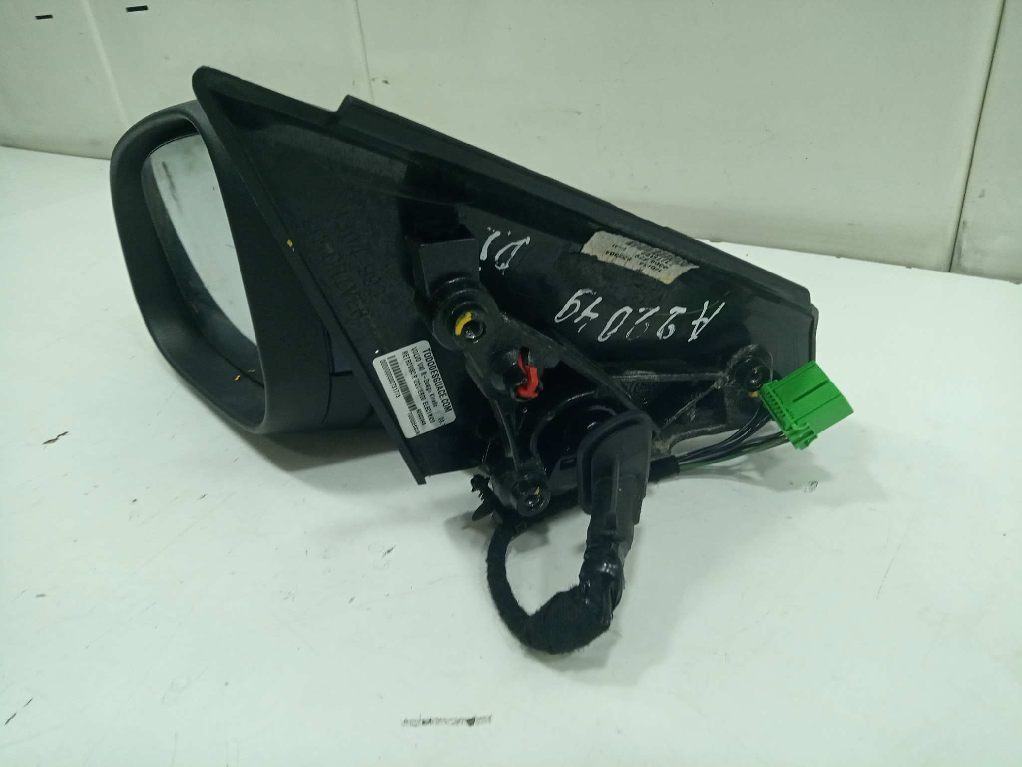  retrovisor izquierdo electrico   volvo v40 r-design kinetic 1.6 diesel cat