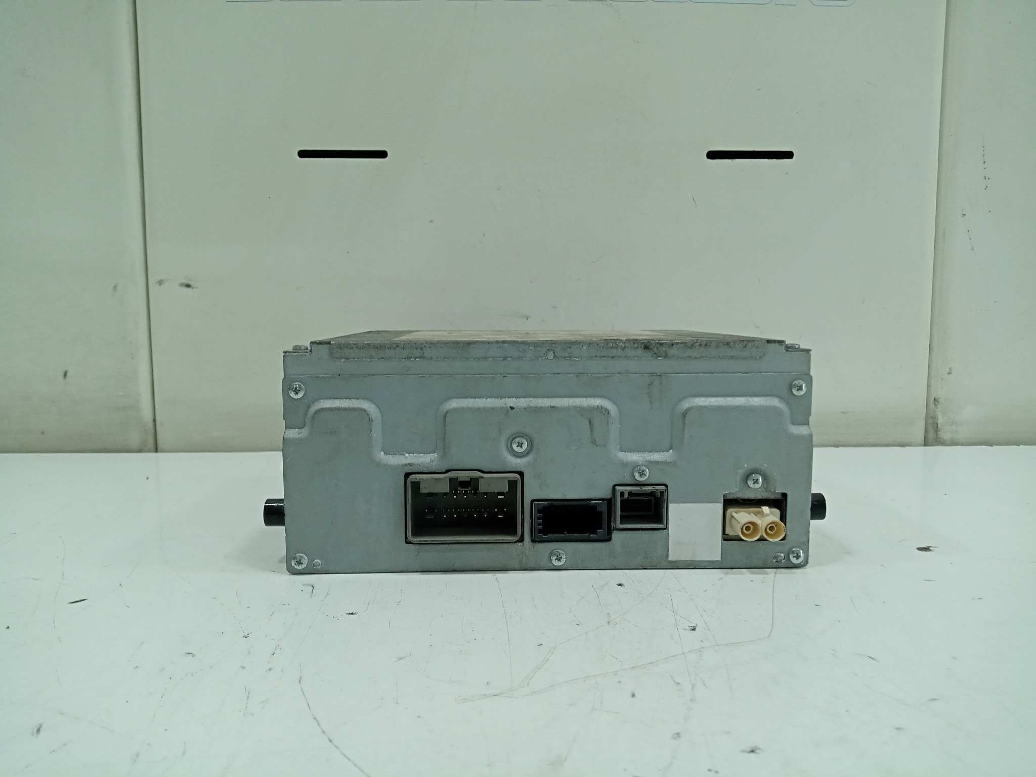  sistema audio / radio cd   volvo v40 r-design kinetic 1.6 diesel cat