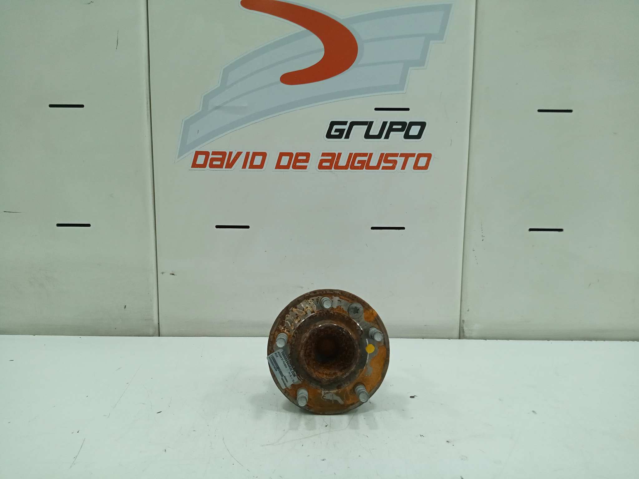  buje delantero derecho   jaguar xf portfolio 2.0 diesel cat