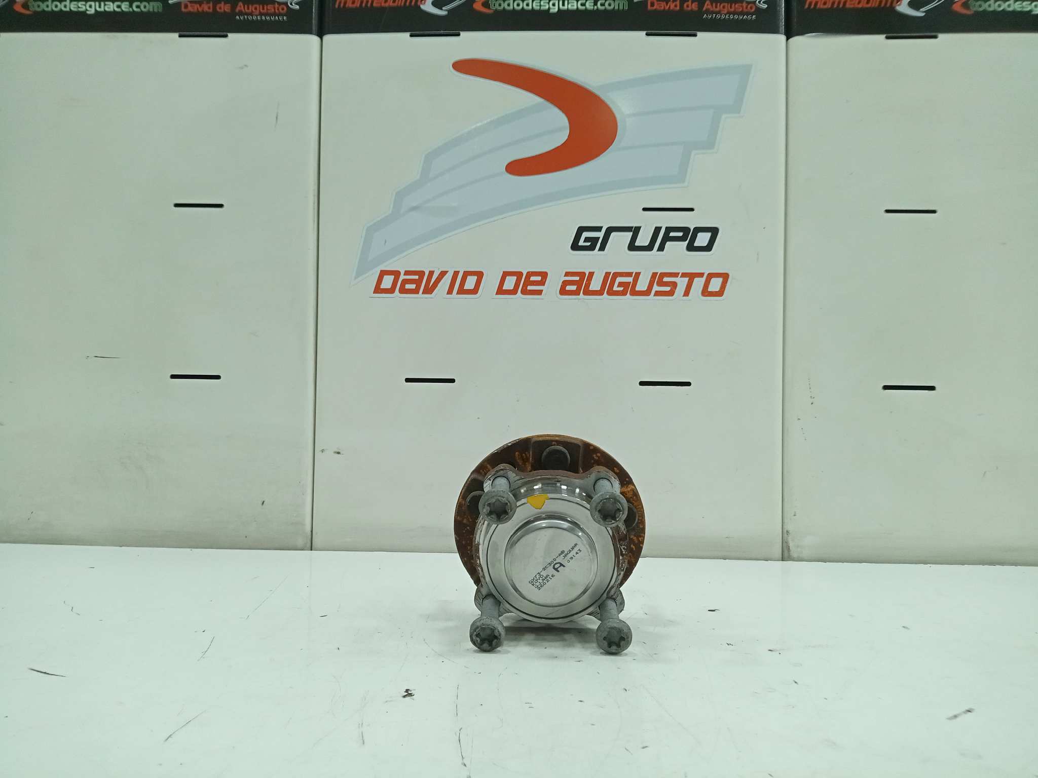  buje delantero derecho   jaguar xf portfolio 2.0 diesel cat