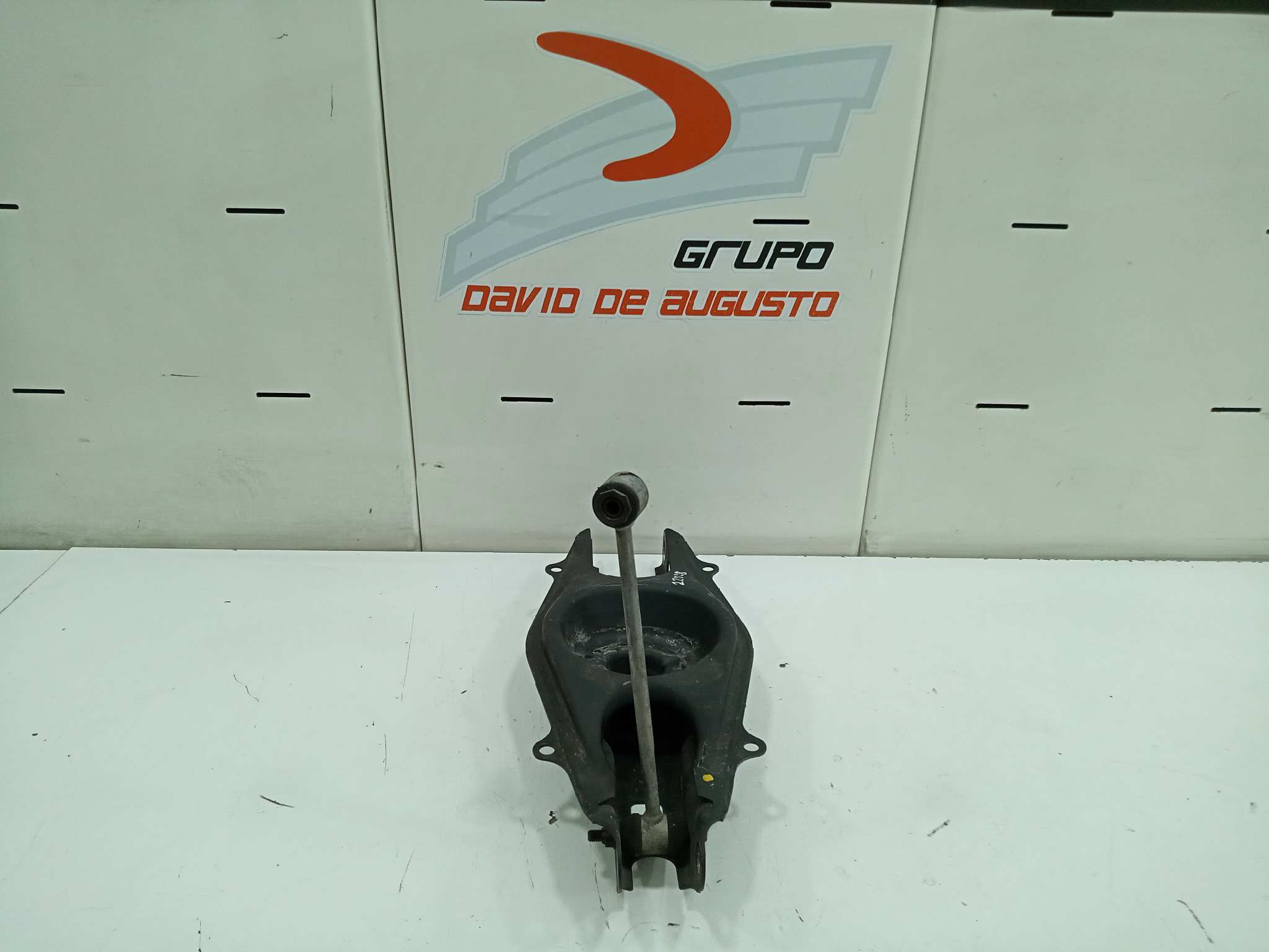  brazo suspension inferior trasero derecho   mercedes clase e (w212) lim. 220 cdi blueefficiency (212.002) 2.1 cdi cat