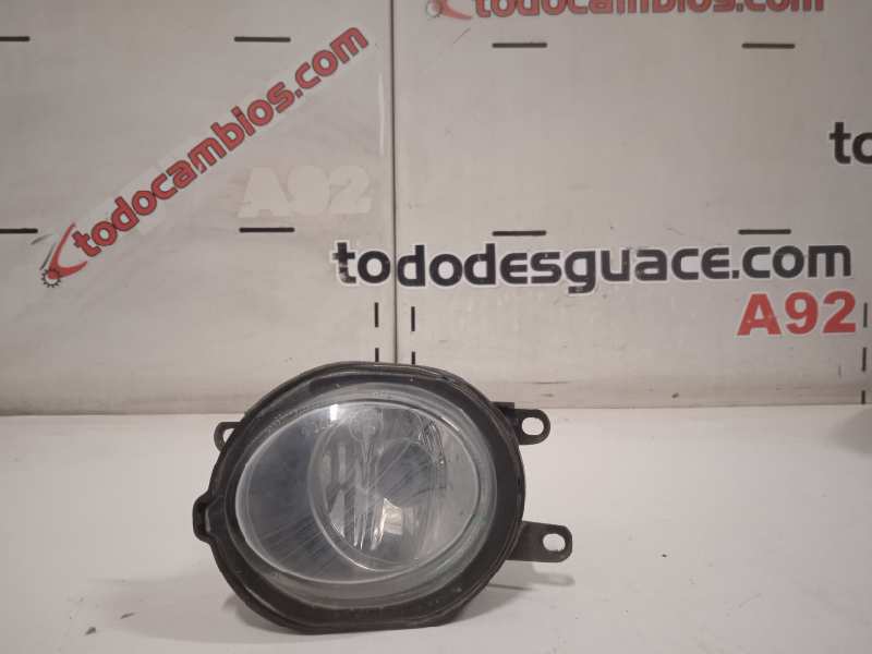  faro antiniebla derecho   tata indica 