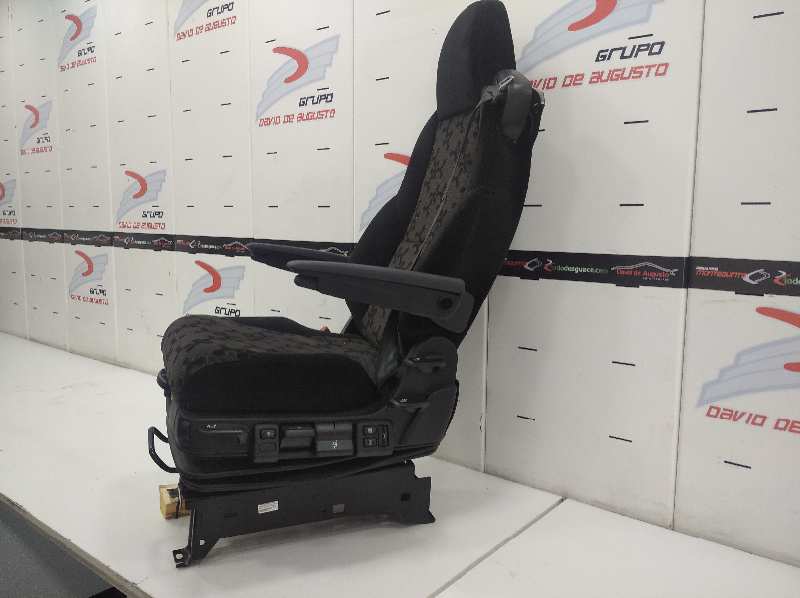  asiento delantero izquierdo   scania serie p/g/r (l-clase) fsa r450 (4x2)eb largo cr 19 highline 12.7 diesel
