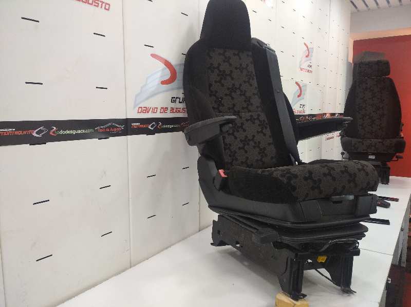  asiento delantero izquierdo   scania serie p/g/r (l-clase) fsa r450 (4x2)eb largo cr 19 highline 12.7 diesel