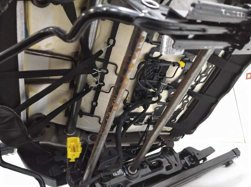  asiento delantero izquierdo   peugeot 3008 access 1.6 hdi fap