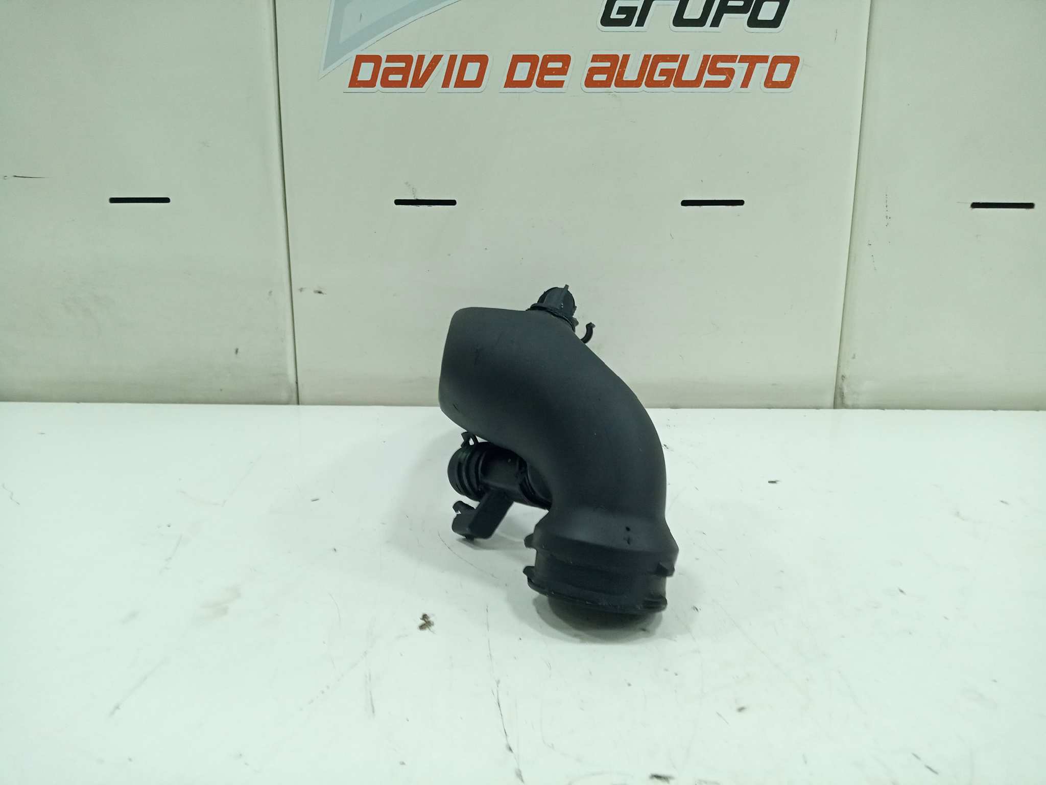  tubo de aire   peugeot 3008 access 1.6 hdi fap