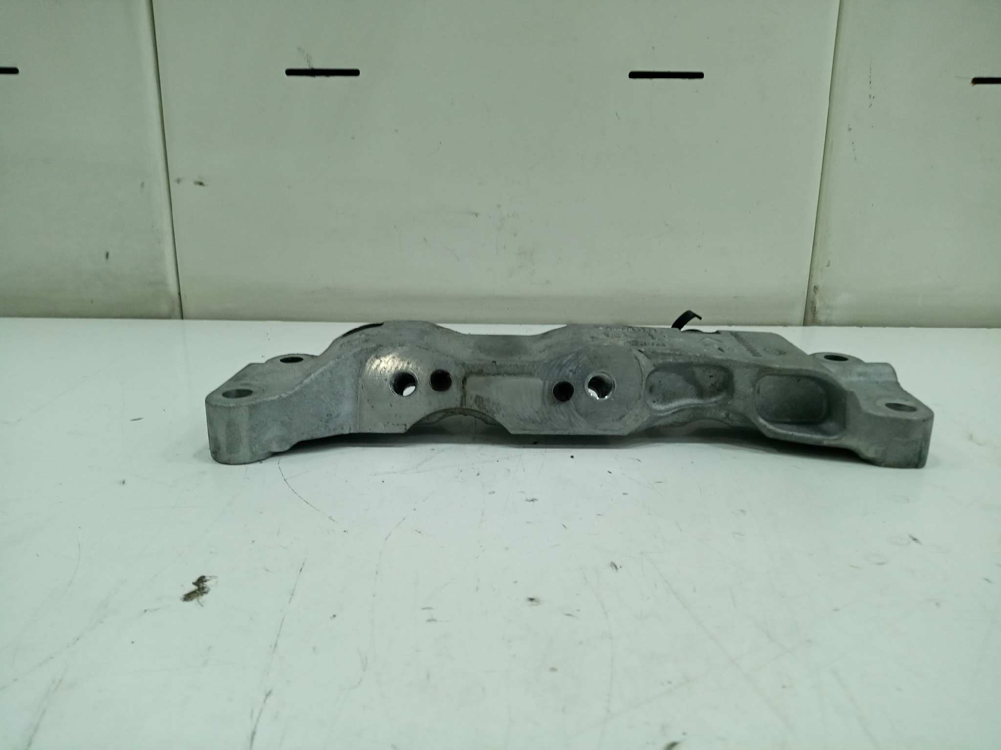  soporte motor   peugeot 3008 access 1.6 hdi fap