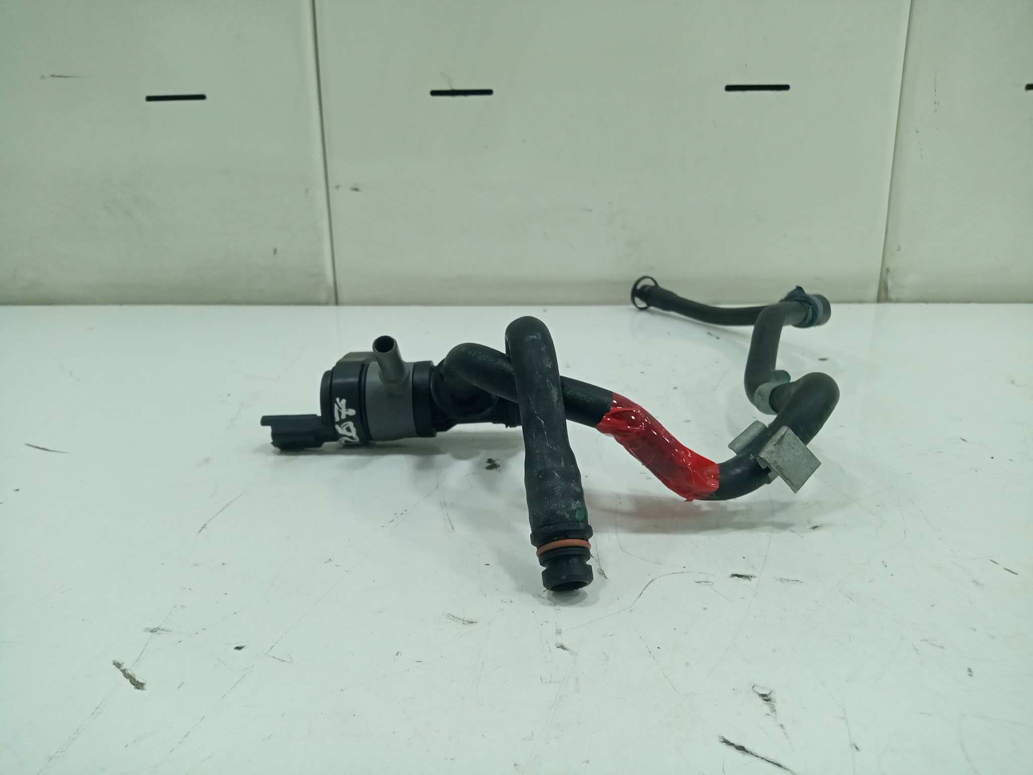  bomba auxiliar agua   peugeot 3008 access 1.6 hdi fap