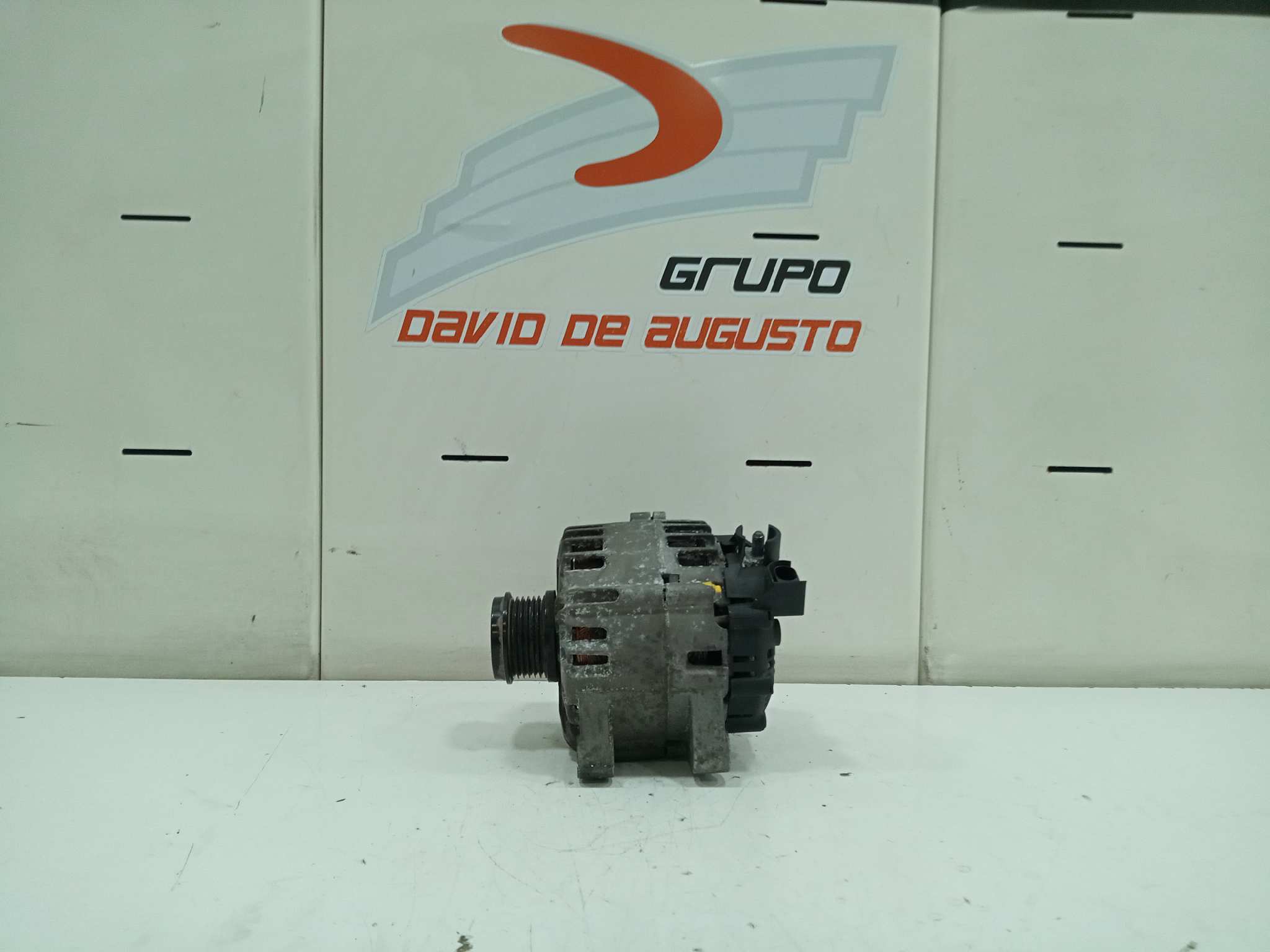  alternador   volvo v40 r-design kinetic 1.6 diesel cat