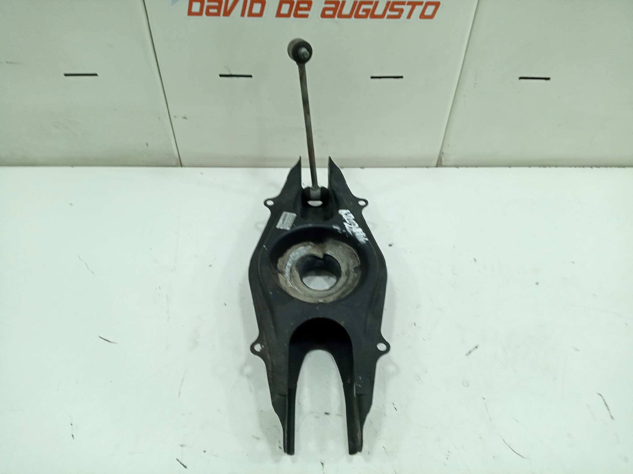  brazo suspension inferior trasero izquierdo   mercedes clase e (w212) lim. 220 cdi blueefficiency (212.002) 2.1 cdi cat