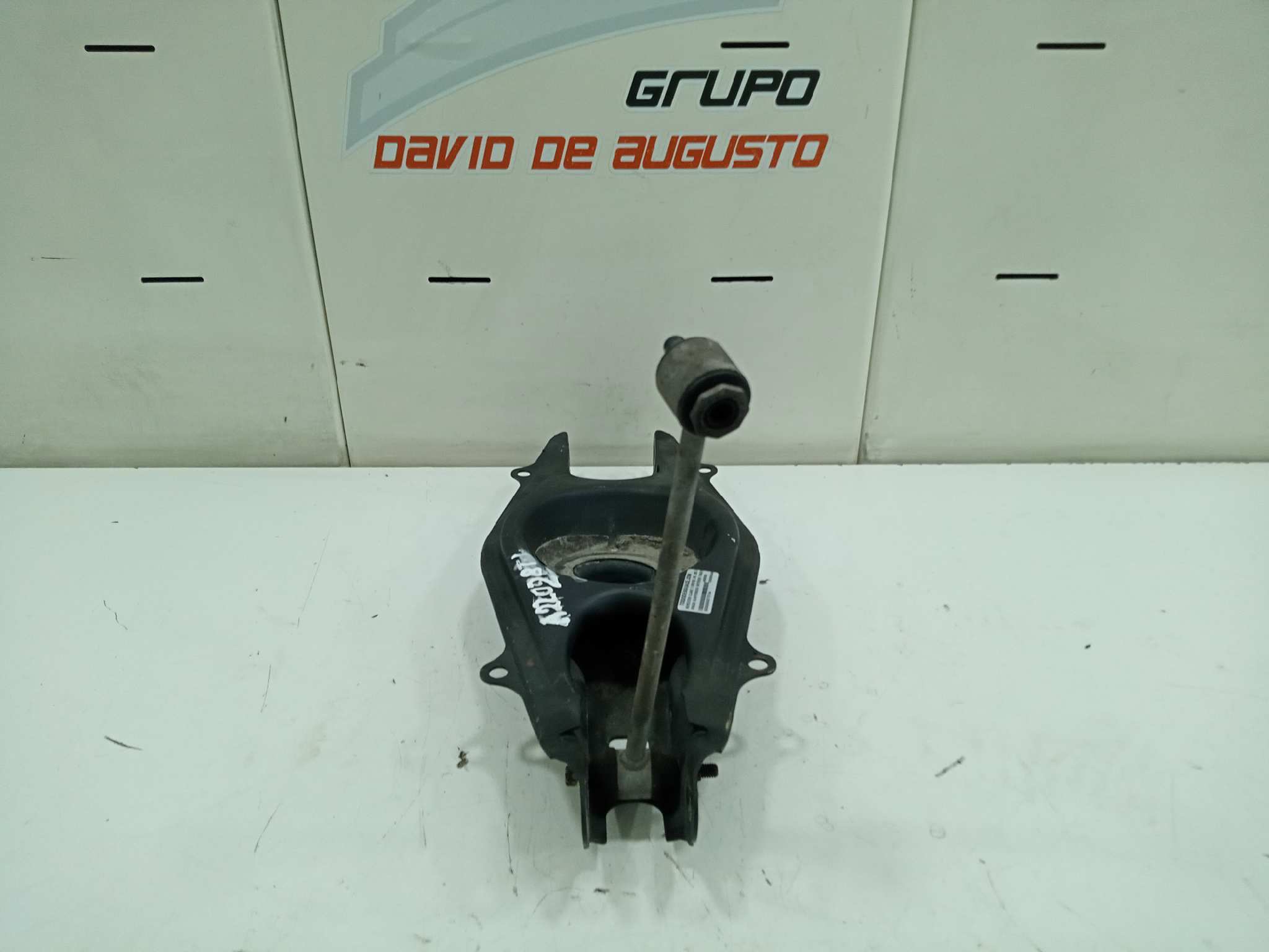  brazo suspension inferior trasero izquierdo   mercedes clase e (w212) lim. 220 cdi blueefficiency (212.002) 2.1 cdi cat