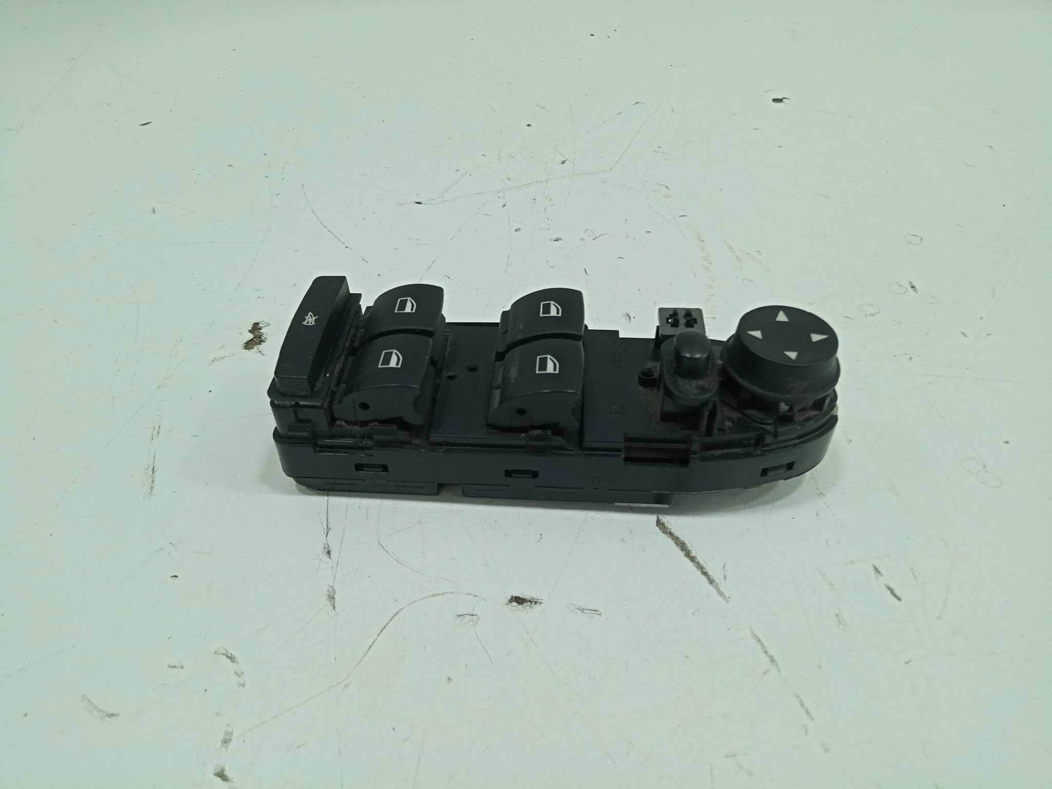  mando elevalunas delantero izquierdo   bmw serie 5 touring (e61) 530d 3.0 turbodiesel cat